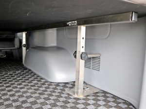 ハイエースバンバン　スーパーGL　2WD　ベッドキット